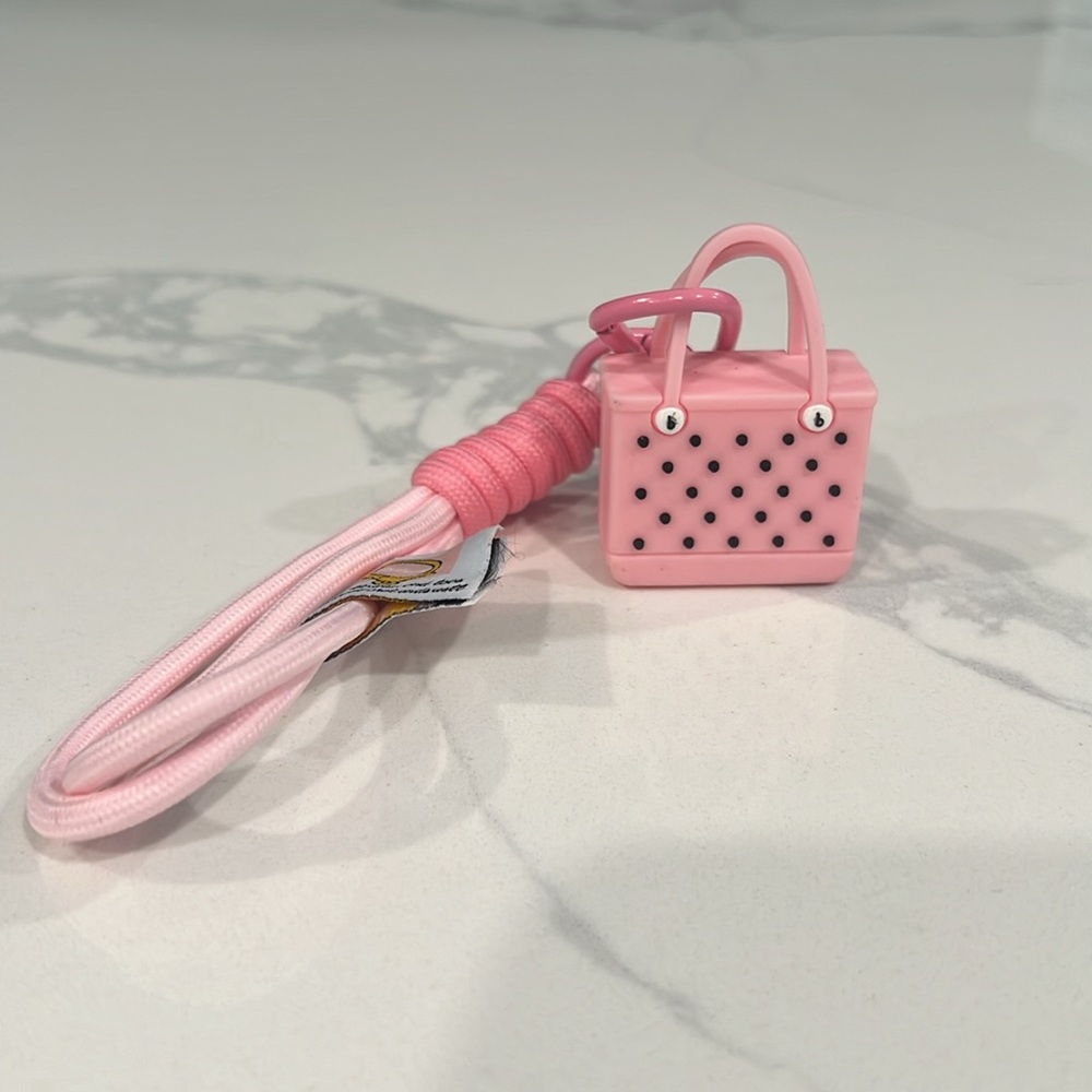 Cute💕PINK Keychain - Picture 8 of 16